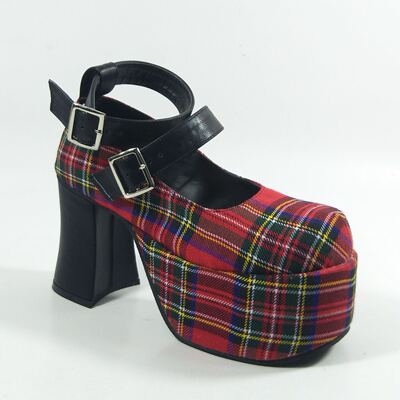 格子马蹄跟粗跟高跟鞋风格