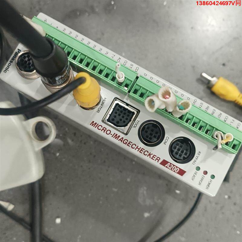 询价购-松下视觉A200控制器，带手柄控制成色漂亮，功能正常。松