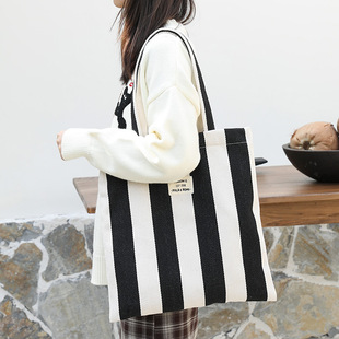 洋子家の日式手作新款黑白条竖条纹海军风电脑包贴标文艺帆布包