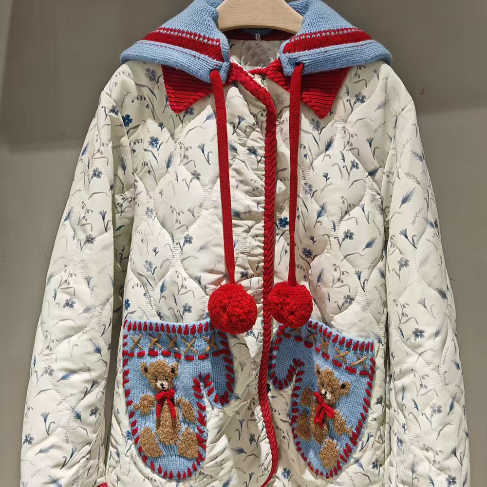 亲妈~2025冬新设计师款小熊手套毛织连帽棉服外套