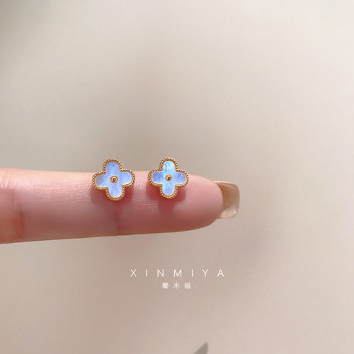 馨米娅轻奢气质贝壳四叶草耳钉