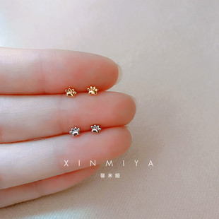 虎年迷你可爱老虎爪耳钉女简约小巧百搭耳环睡觉免摘2026年新款潮