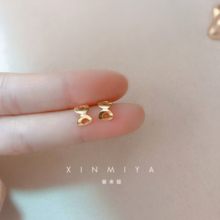 小众设计感耳环女春季 潮耳饰无耳洞耳夹 轻奢半圆圈圈耳钉2026新款