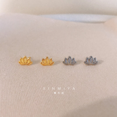 【好运莲莲】迷你莲花纯银耳钉