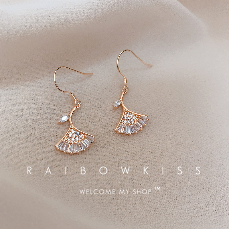 s925纯银小扇形耳环镀金温柔扇子