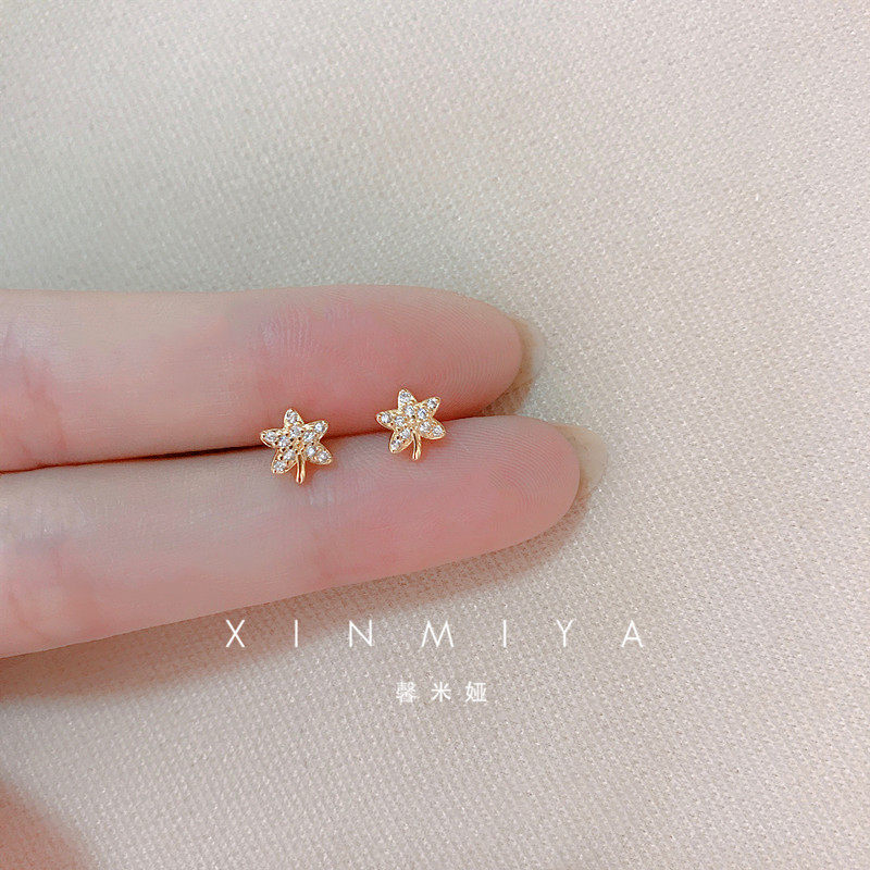 耳钉女2026新款潮韩国小巧锆石小枫叶耳饰气质网红个性精致耳骨钉,饰品/流行首饰/时尚饰品新,耳钉,淘宝优惠券,粉丝福利购,淘宝优惠卷