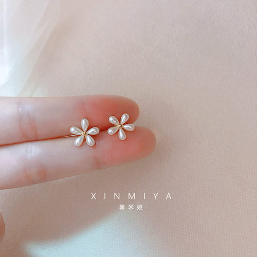 馨米娅纯银女高级感珍珠花朵耳钉