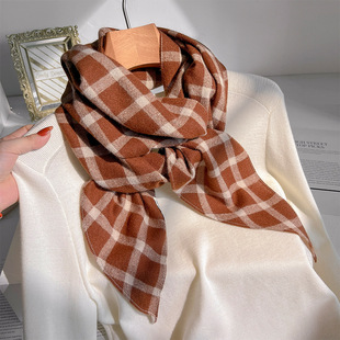 围巾女生秋冬季2025新款仿羊绒披肩保暖格子韩系休闲百搭护颈围脖