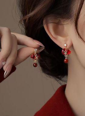 红色招财葫芦珍珠银杏叶耳环女2025年新款爆款高级感耳饰秋冬耳钉