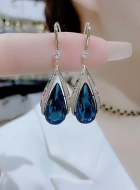 2022年秋冬时尚轻奢复古水晶耳环感气质灰色水滴耳坠优雅大气