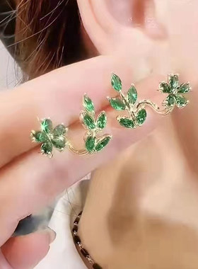 精致绿叶成荫耳钉时尚纯银可爱