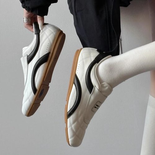 小众设计方头德训鞋女休闲板鞋