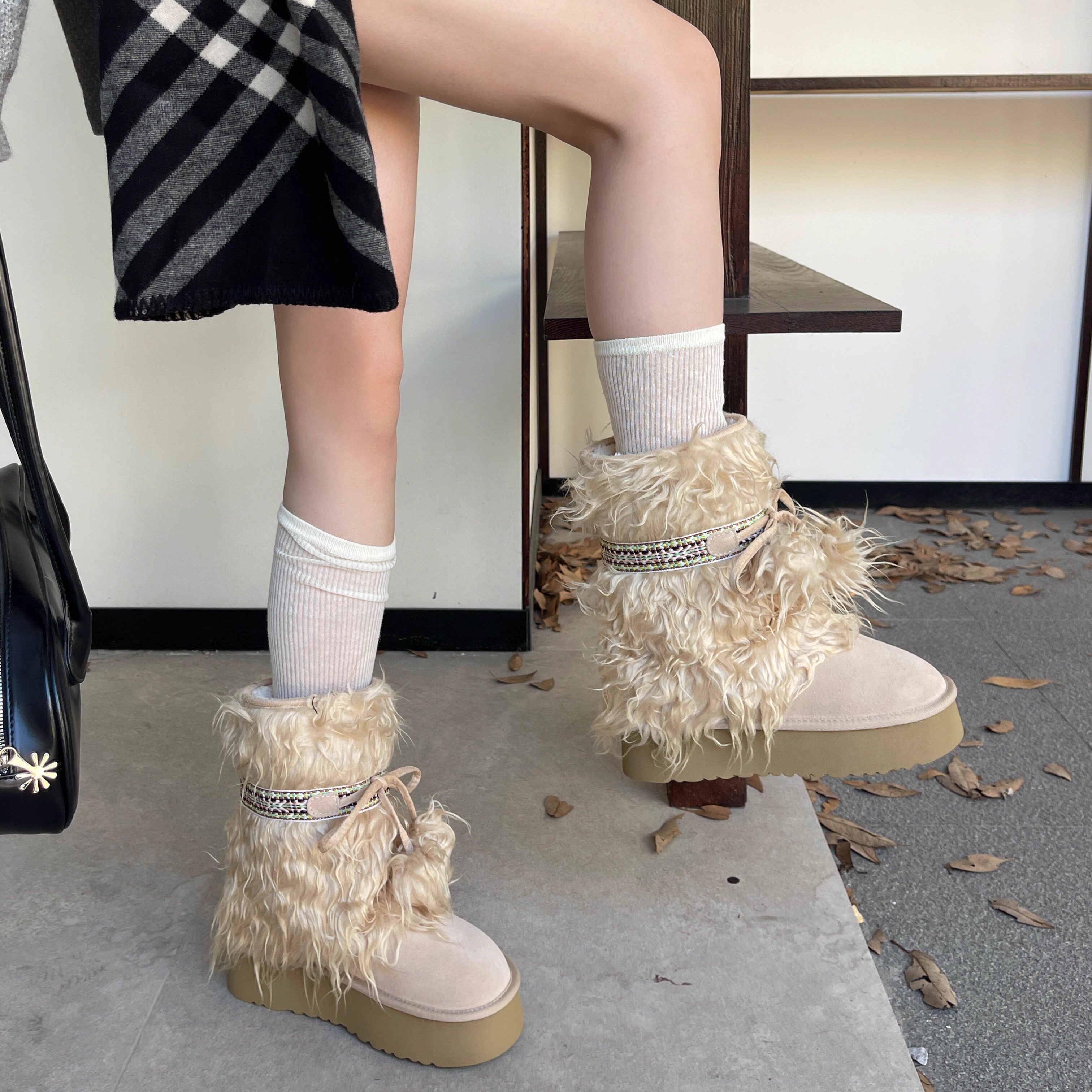 厚底卷毛民族风加绒加厚雪地靴