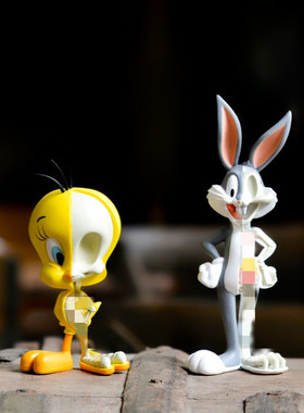 Jason Freeny兔八哥翠儿迪半解剖结构骨骼内脏潮玩模型摆件4D拼图