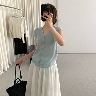 THXGIVING韩版气质小飞袖针织衫女2025夏季新款侧抽褶V领系扣上衣