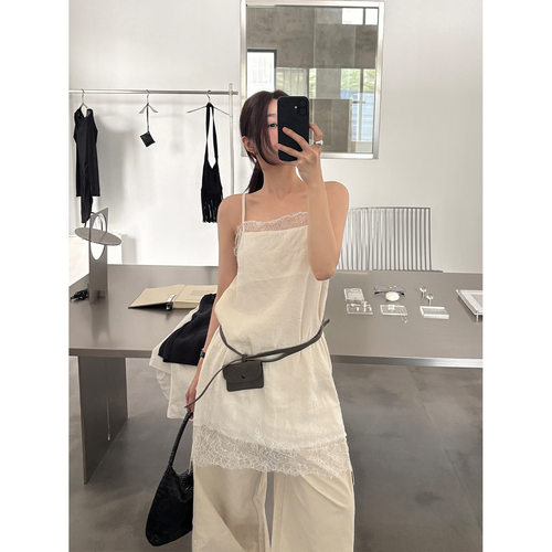 THXGIVING 谁穿谁温柔！法式蕾丝拼接吊带衫女2026夏亲肤百搭上衣