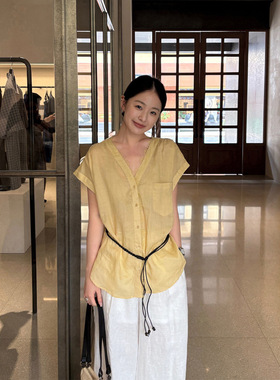 THXGIVING都市文艺 V领蕾丝边小飞袖系腰带显瘦苎麻衬衫女2026夏