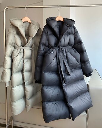 2025年冬新款巫师帽90白鹅绒羽绒服350g收腰明星同款连帽中长款