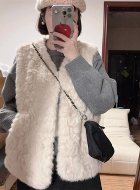 皮草马甲女2025新款外穿水貂羊羔毛毛绒绒超好看叠穿皮毛一体坎肩