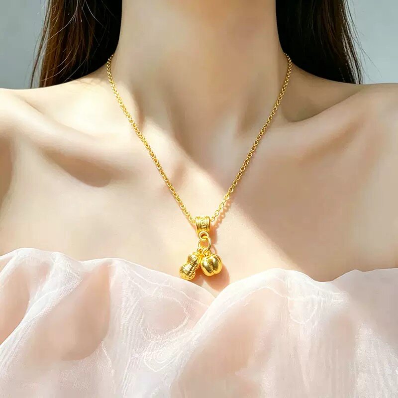 新中式好事花生吊坠项链女古法黄金色柿子挂坠精致百搭锁骨链礼物