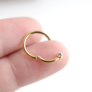 新款小骨圈钉耳环女极简约钛钢圈圈金防过敏情侣水钻银色鼻环闭合