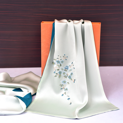 蜀绣真丝围巾送老师母亲闺蜜