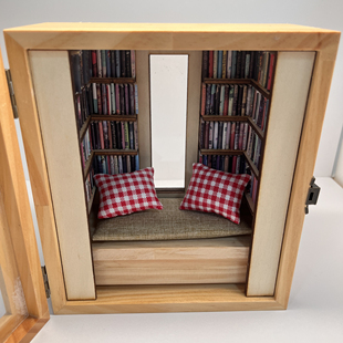 创意娃娃屋木质微缩沙发书架书柜收纳盒子解压抗焦虑场景摆件模型