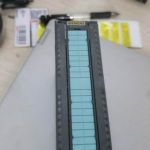 议价331-7NF00-0AB0 模拟量输入模块 AI 8x16 BIT 工控模块维修
