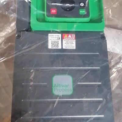 议价atv930d11n4 变频器 11kw工业调速设备维修