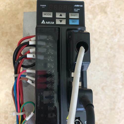 议价ASDA-B2 台达伺服驱动器 AC220V 750W 工控驱动配件维修