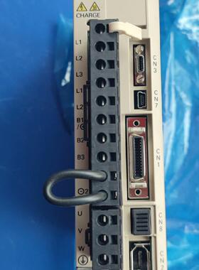 议价SGDV-1R6AE5A 安川伺服驱动器 5系列 200W维修