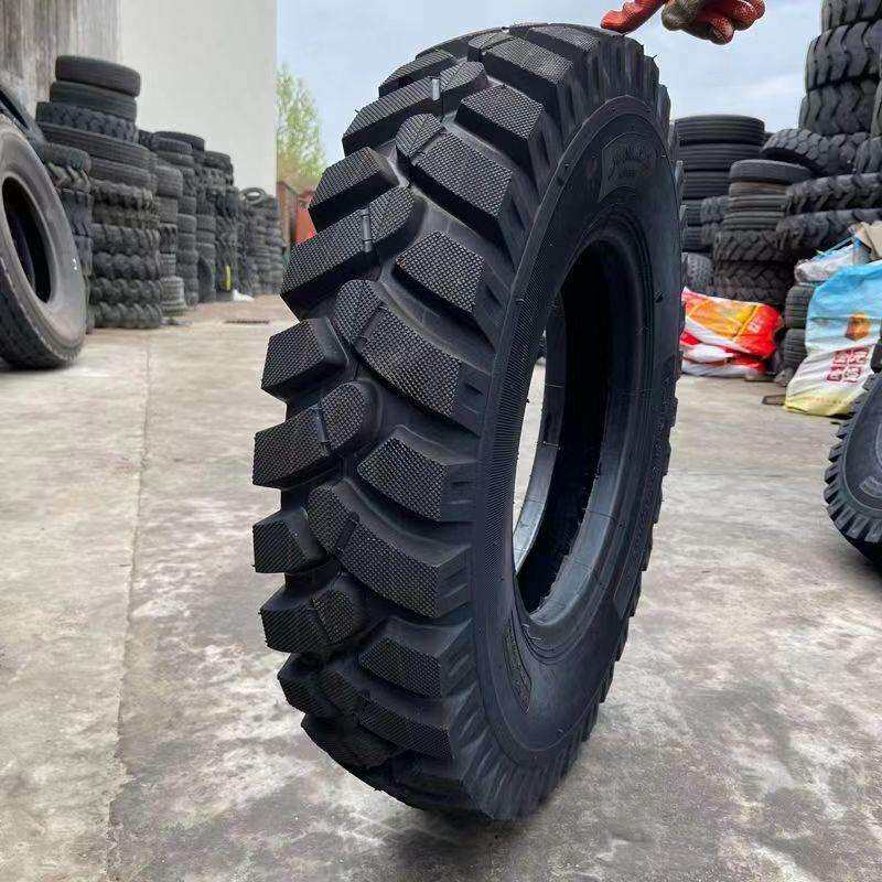 农用拖拉机三轮车山地轮胎550/600/650/700/750/8.25-16加密人字