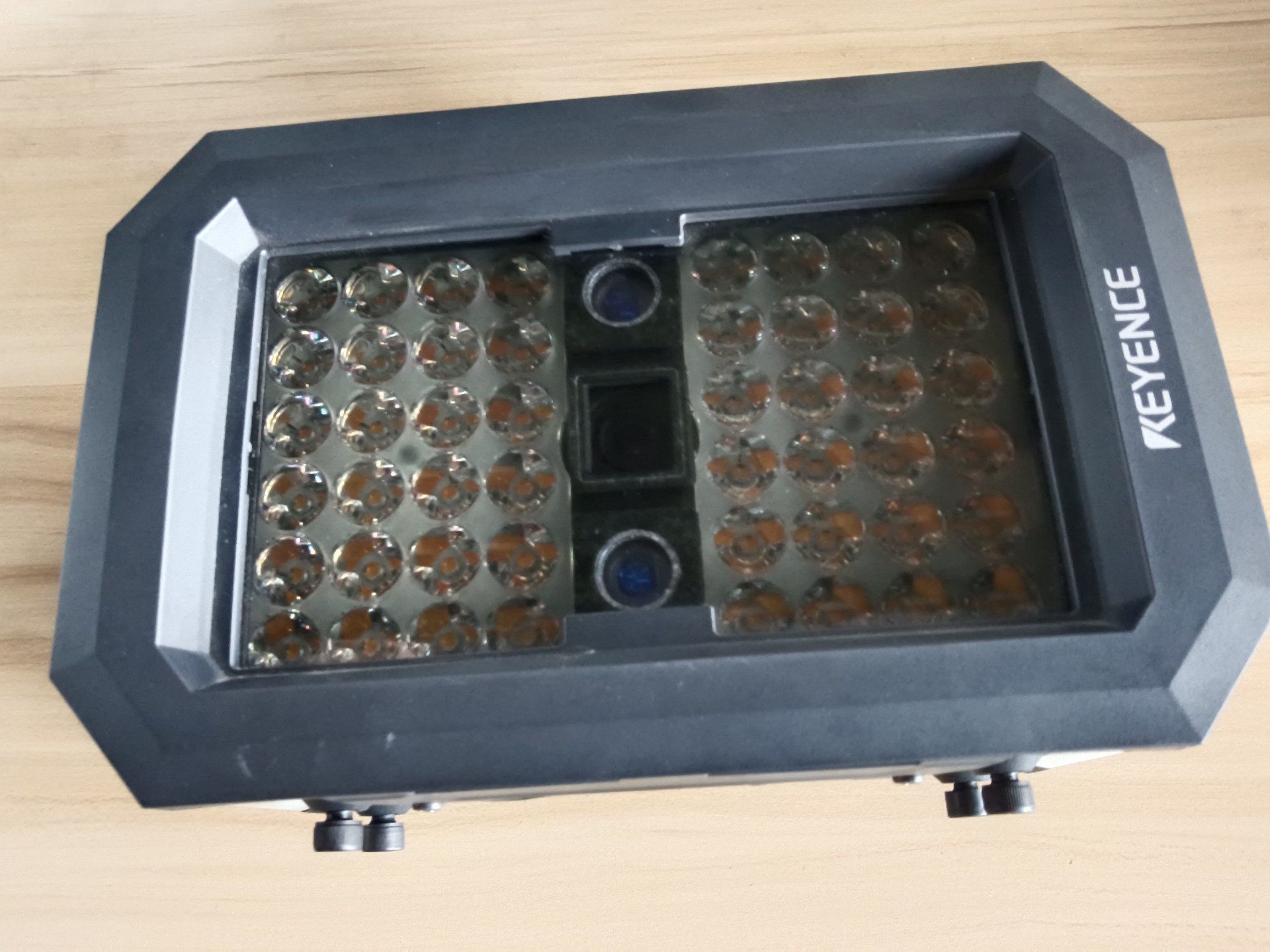 基恩士 SR-5000 读码器9成新，功能正常