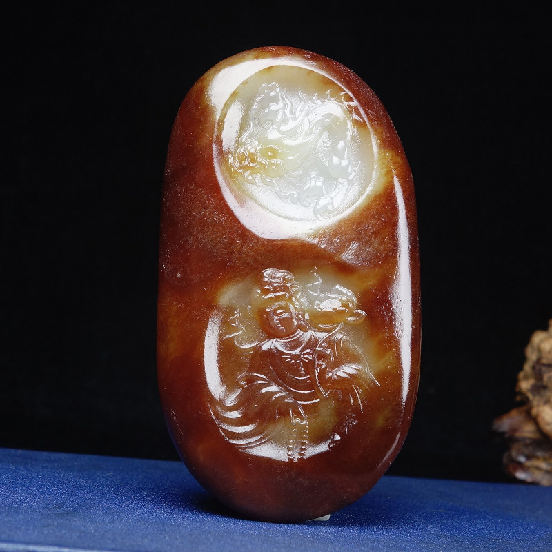 福泽天下新疆和田玉独籽籽料秋梨皮观音苏工精雕吊坠挂件115.10g