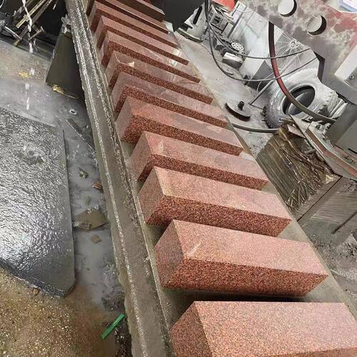 天然花岗岩红砂岩火烧板文化石景区建筑荔枝面外墙干挂板地铺石材