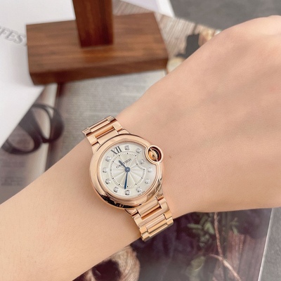 9.8新卡地亚蓝气球石英18K玫瑰金28mm手表女士腕表WE902025