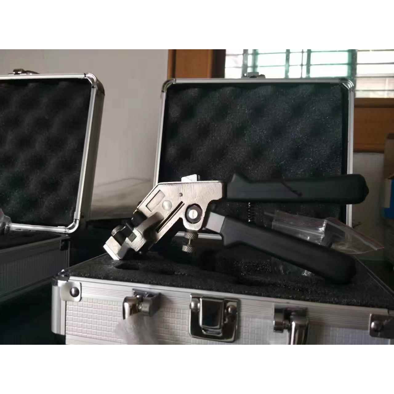 广东手持式铜线冷接机铜丝焊接机铜线冷接钳各种金属丝接线机