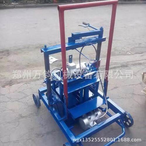 万钧小型移动水泥砖机半自动水泥空心砖机铺路砖垫块路沿石砖机