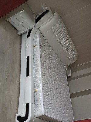 妮曼迪现代北欧卧室主卧简约真皮床口碑评测啥样?选购攻略，看完再买不迟