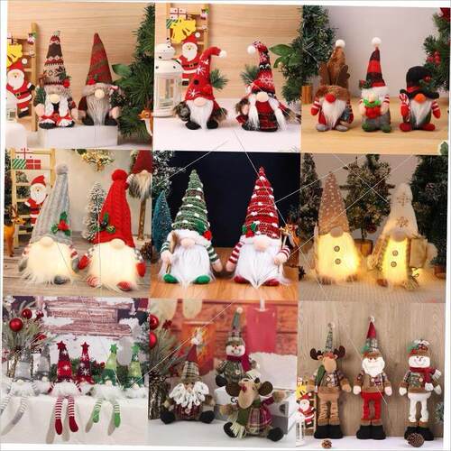 Christmas decorations with glowing Rudolph figures圣诞节摆件