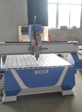 彩复合PVI板切辊割机切移动卫生间切割机气动压双面复钢合板割机