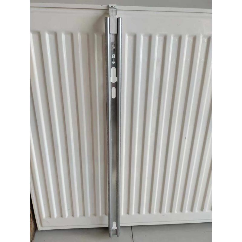 钢制板式散热器暖气片挂钩 拖钩 板式散热器一体式弹簧挂钩挂件