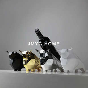 轻奢高档创意斗牛红酒架饰品客厅电视柜玄关酒柜餐厅桌面家居摆件