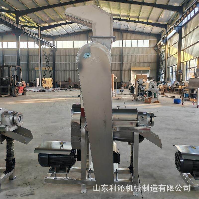 厂家供应大型生姜破碎榨汁机柠檬橘子螺旋挤压压榨机