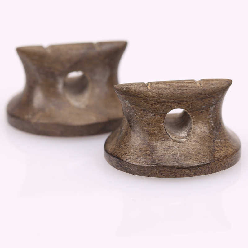 专业二胡码 新型腰鼓型绿料金丝楠 阴沉木码子 琴码 二胡配件,乐器/吉他/钢琴/配件,其它乐器配件,淘宝优惠券,粉丝福利购,淘宝优惠卷