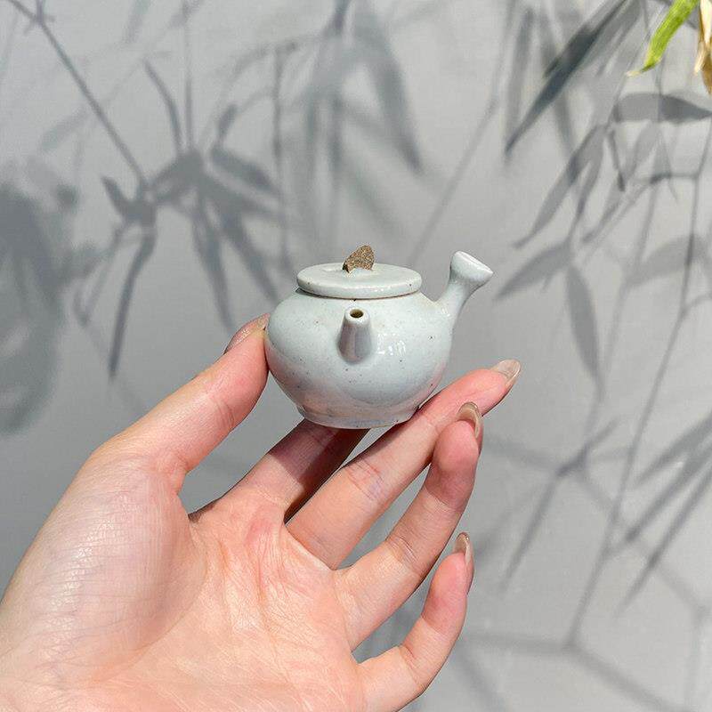 惊蛰 粗陶迷你指尖侧把壶复古功夫茶具家用茶宠茶桌摆件小茶玩