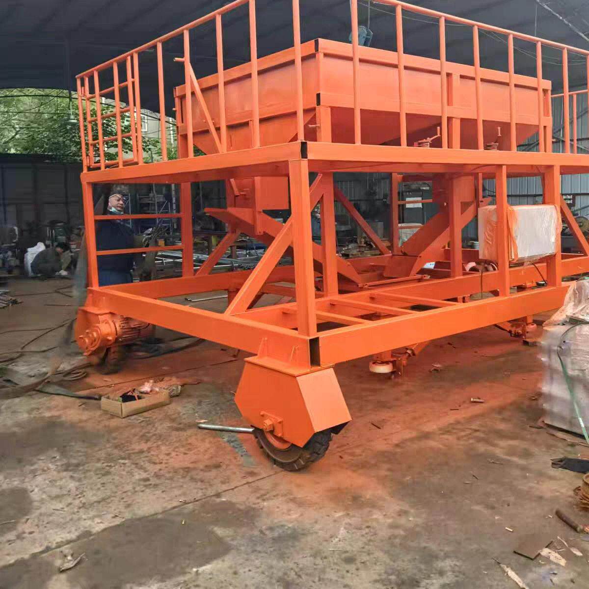 铁无轨道道床混凝土ZCU布料机自砟装移动料装置现浇筑布布料置