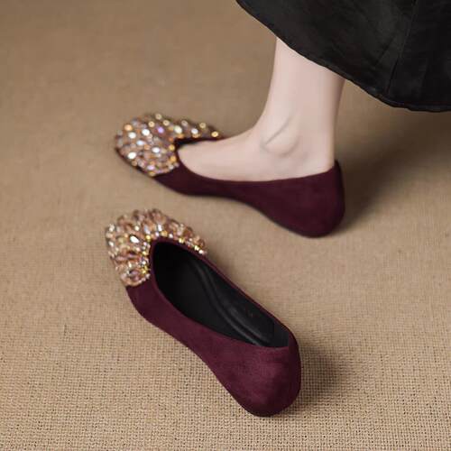 香港真皮不累脚巨好看的单鞋女2026春季新款水钻浅口平底红色婚鞋