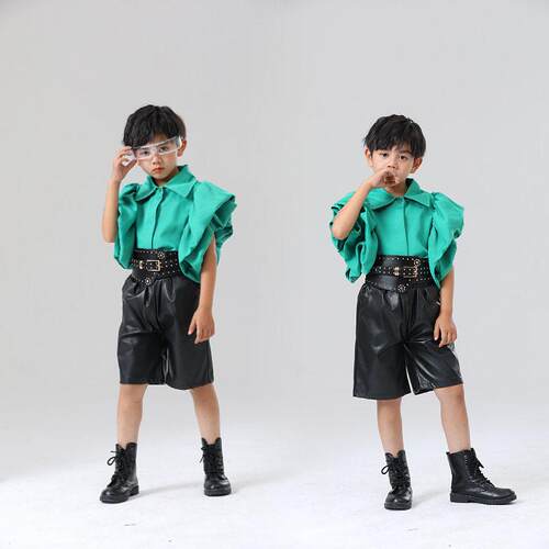 童走秀潮服元宇宙科技感皮衣t台演出服潮酷团体潮服机车摇滚风