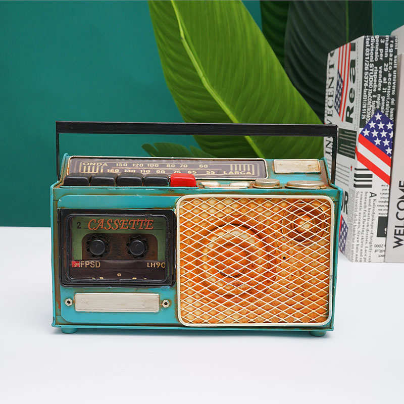 老式复古收音机摆件铁艺金属制品咖啡店酒吧软装主题餐厅陈列道具